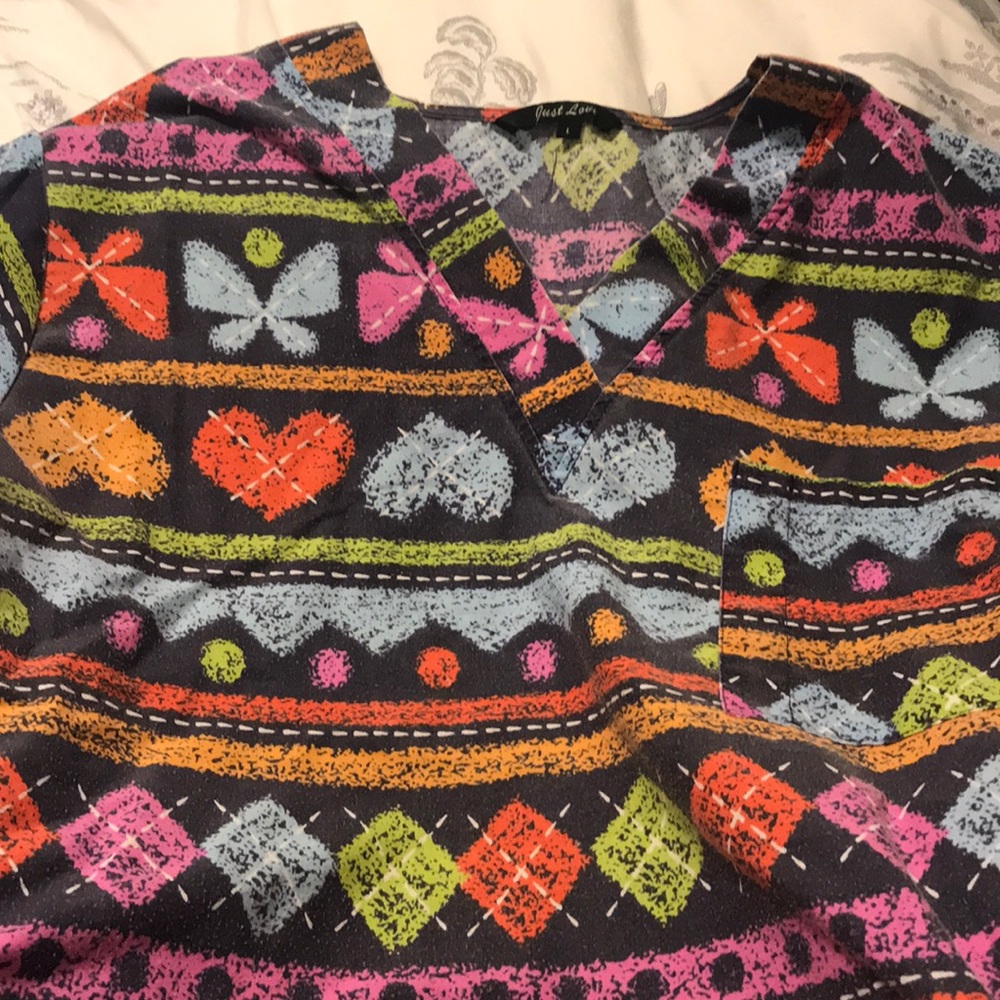 Scrub top